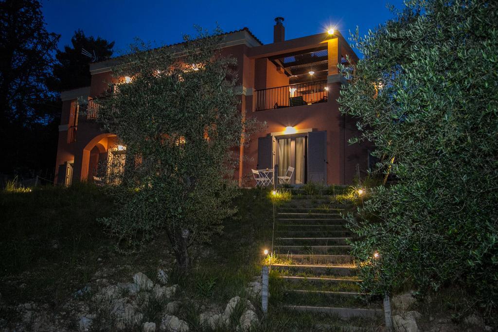 Villa Lepeda'S Pearl à Lixouri Extérieur photo